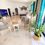 فيلة Quinta Azul